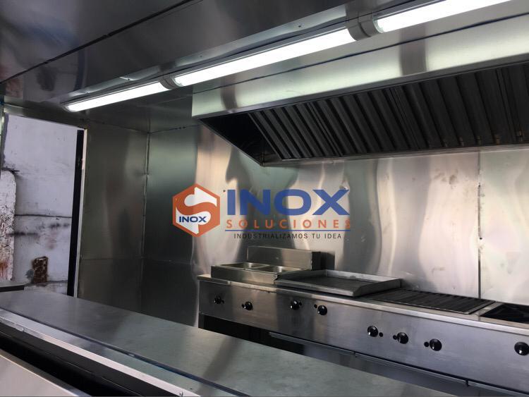Remolque tipo Food Truck 15x6,4 pies = 4,50x1,90 mts - Imagen 3