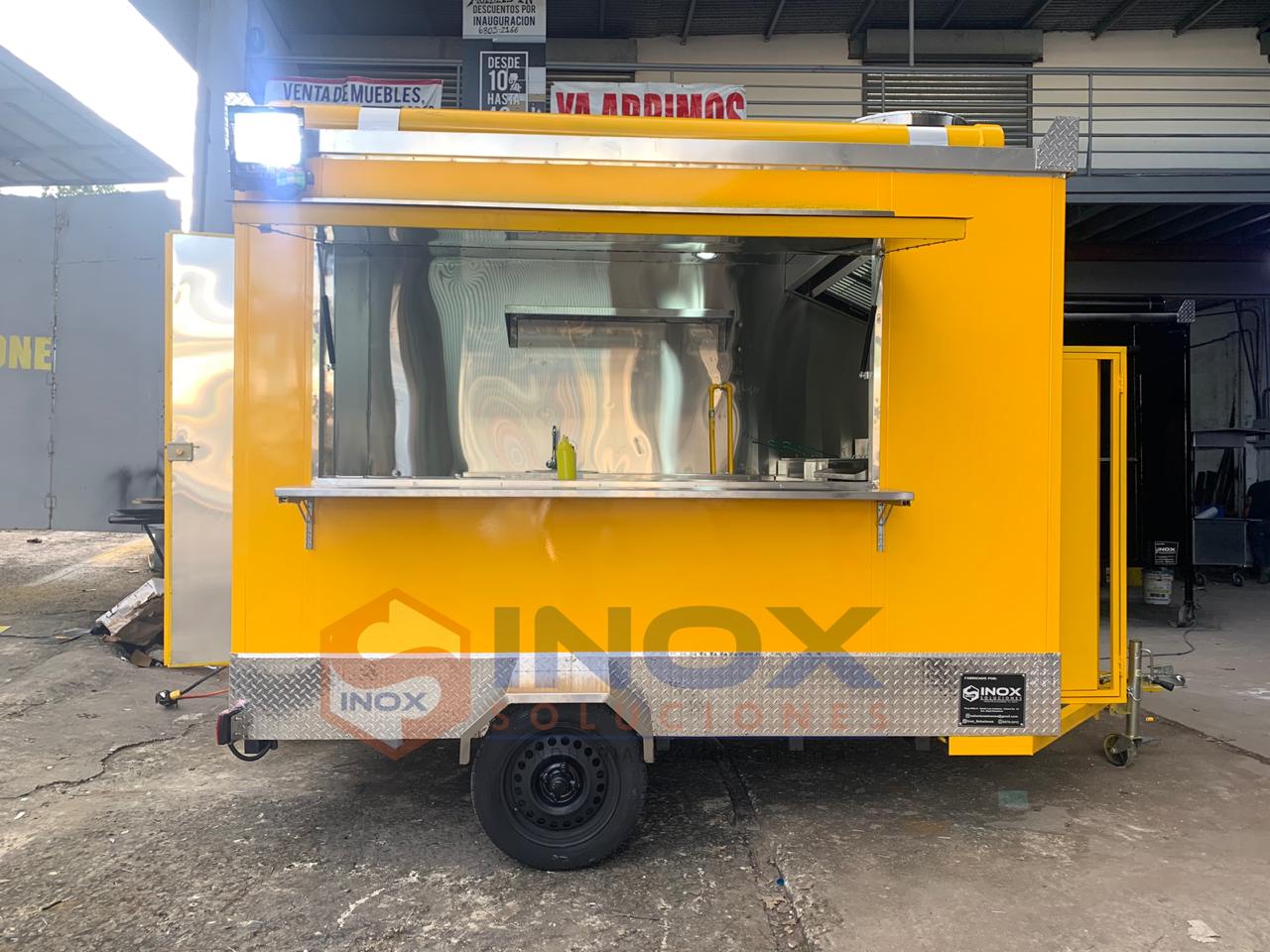 Remolque c/horno tipo Food Truck 10x6,4 pies = 3x1,90 mts