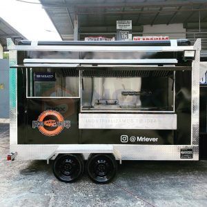 Remolque tipo Food Truck 12,5×6,4 pies = 3,75×1,90 mts con horno