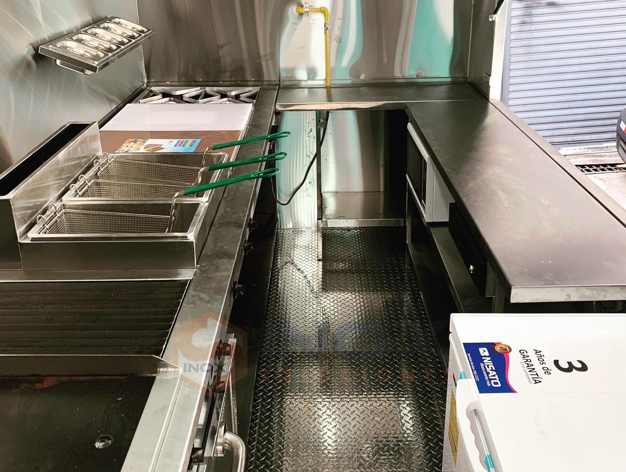 Remolque tipo Food Truck 12,5×6,4 pies = 3,75×1,90 mts con horno - Imagen 3