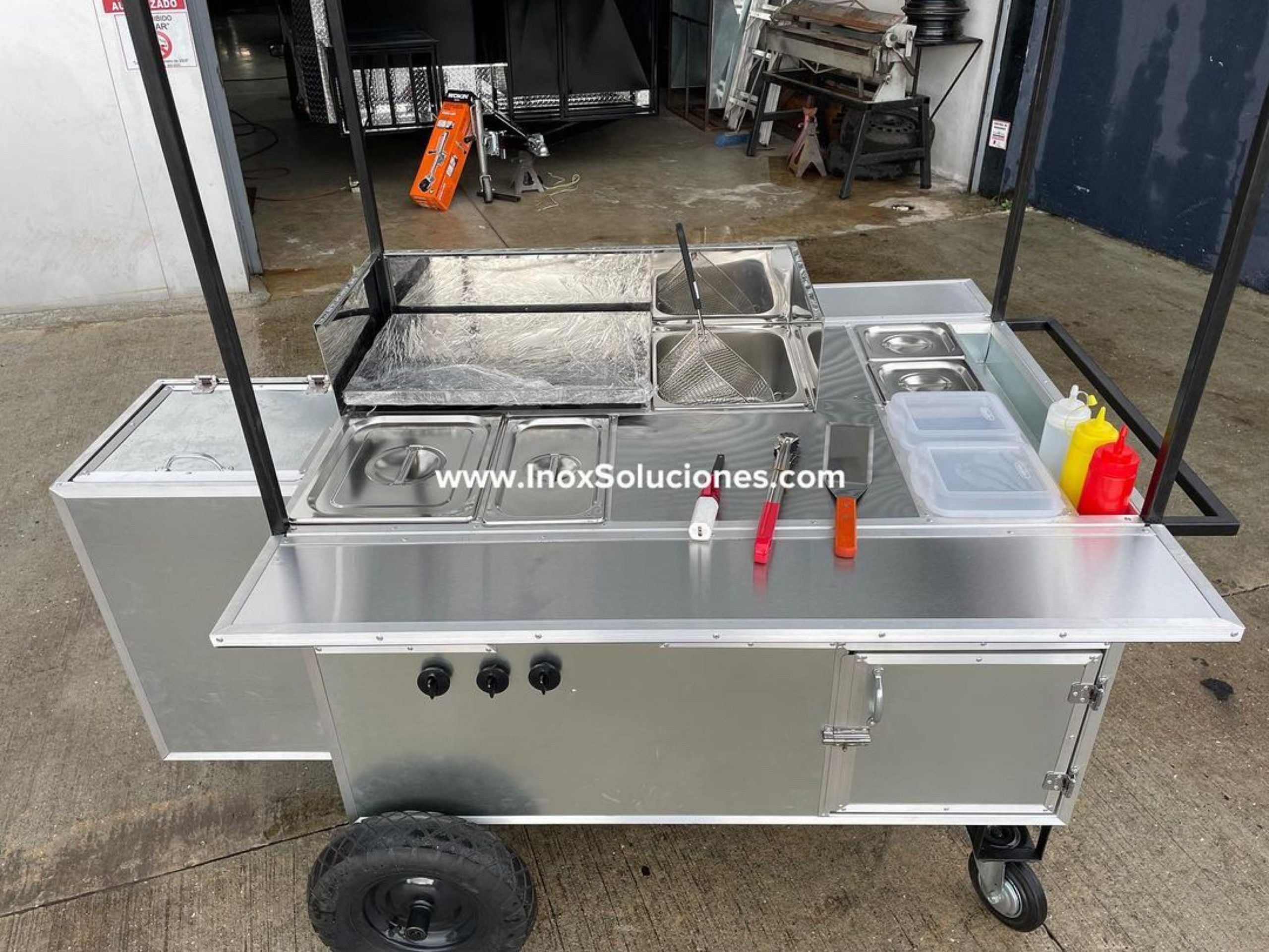 Carretilla tipo empuje con techo para hot dog hamburguesas comida rápida con freidora - Imagen 4