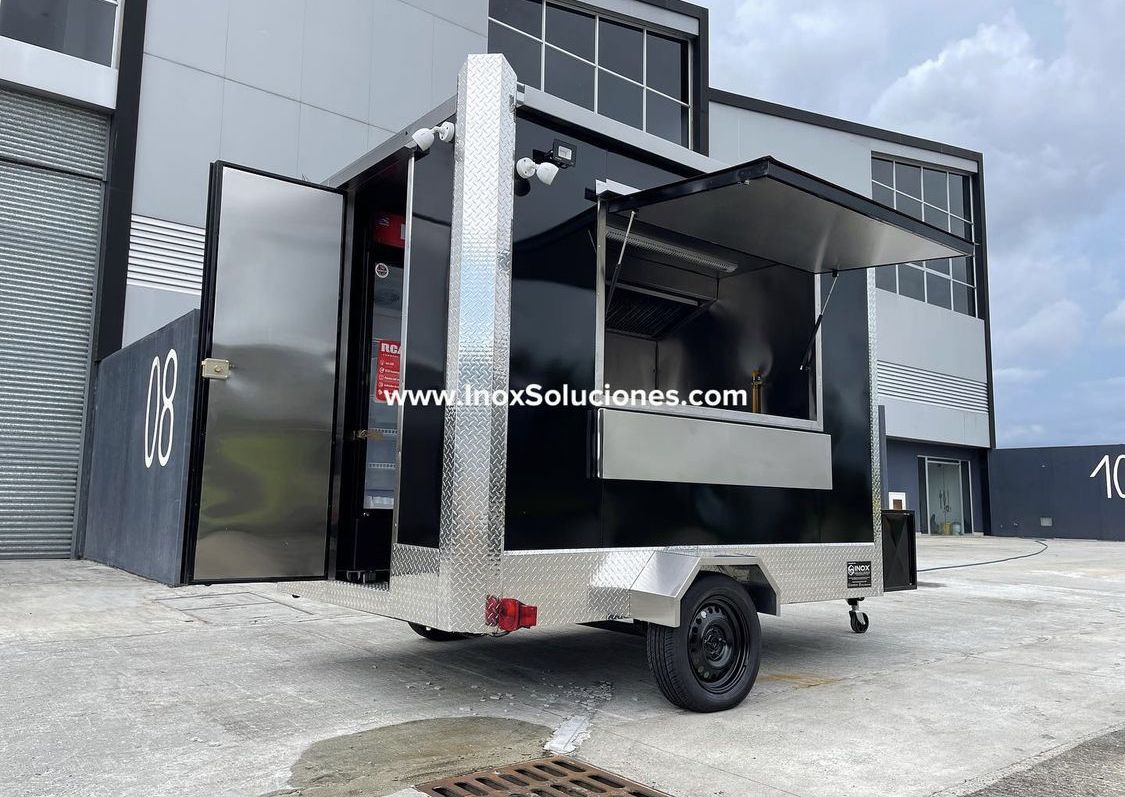 Remolque tipo Food Truck 10x6.4pies = 3.00 x 1.90 mts.