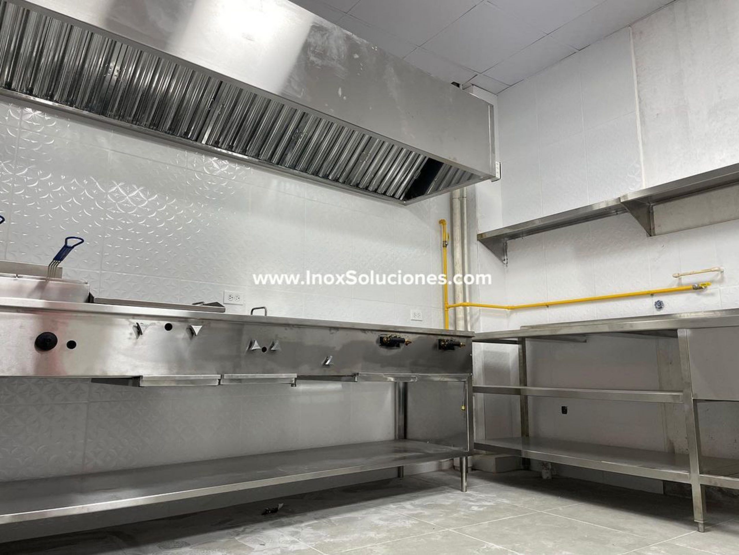 Equipos en acero inoxidable 304/AISI adecuación para restaurantes - Imagen 3