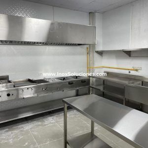 Equipos en acero inoxidable 304/AISI adecuación para restaurantes