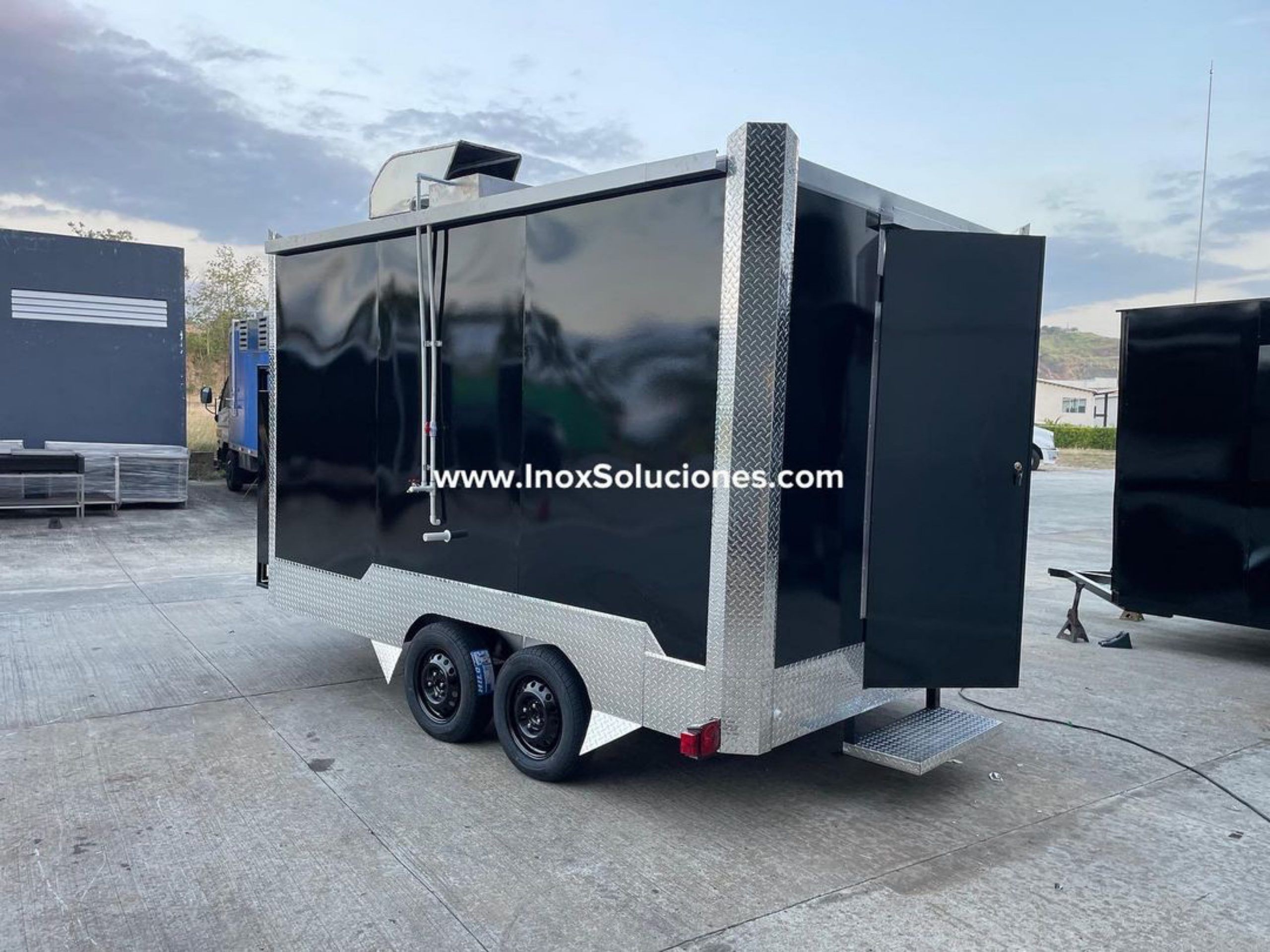 Remolque tipo food truck 12.5 x 8 pies = 3.75 x 2.40 mts horno con termóstato - Imagen 8