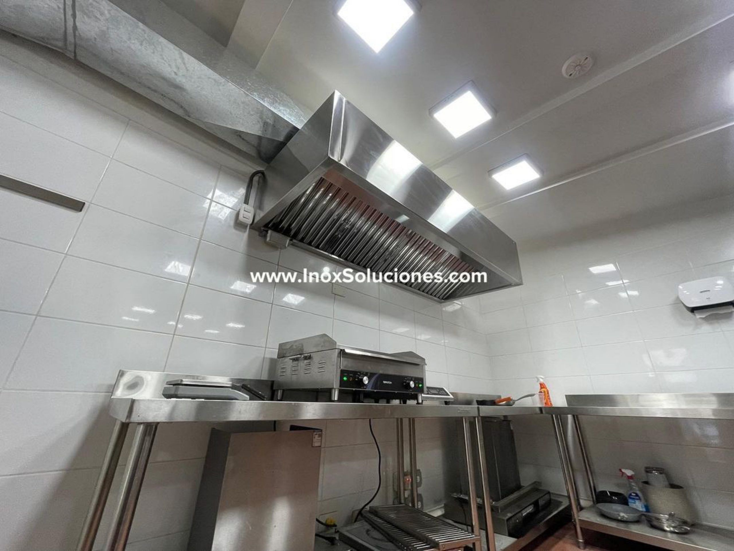 Campana extractora en acero inoxidable 304/ AISI - Imagen 4