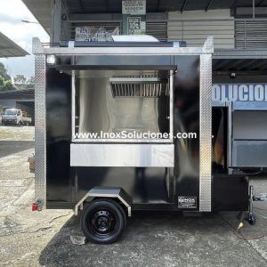 Remolque tipo food truck 8 × 6.4 pies = 2.40 × 1.90 mts