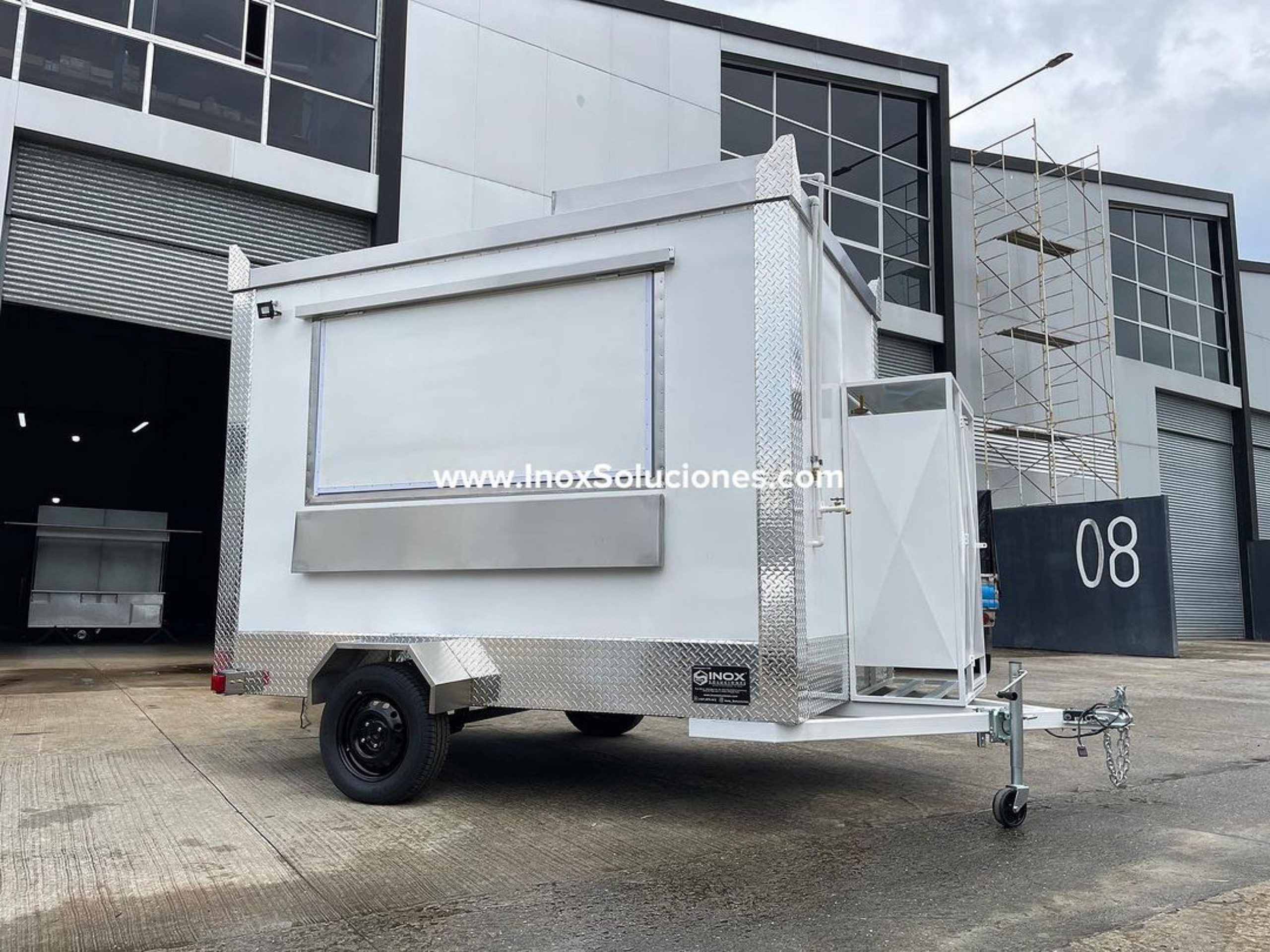 Remolque tipo Food Truck 10×6.4pies = 3.00 x 1.90 mts. S/E