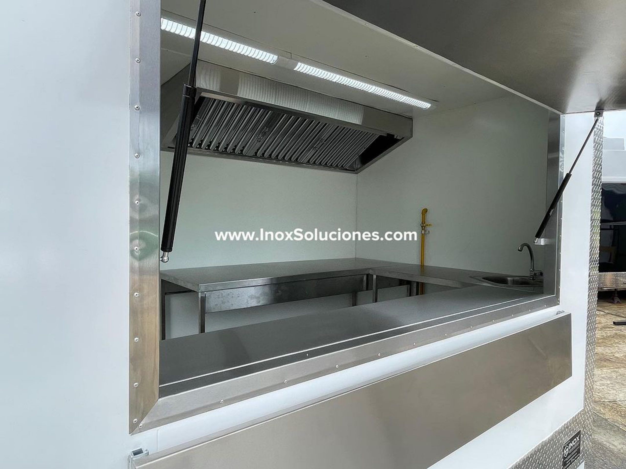Remolque tipo Food Truck 10×6.4pies = 3.00 x 1.90 mts. S/E - Imagen 6