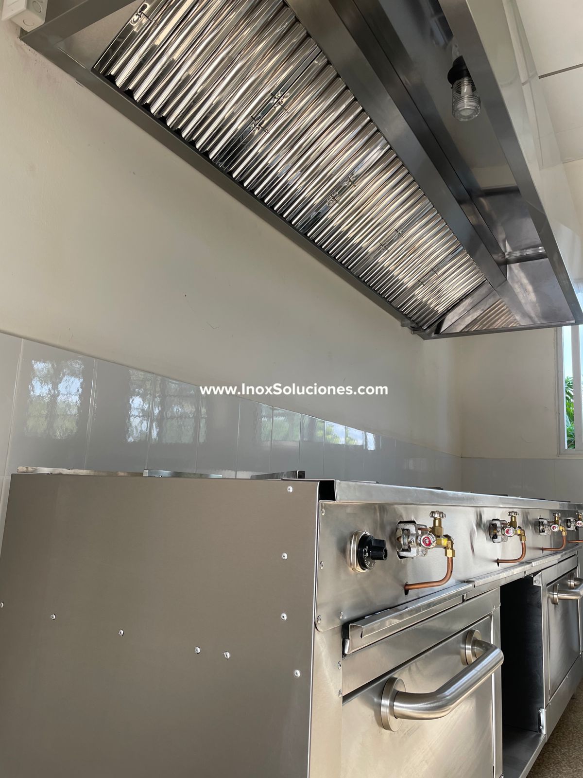 Campana extractora en acero inoxidable 304/AISI área caliente para restaurantes - Imagen 3
